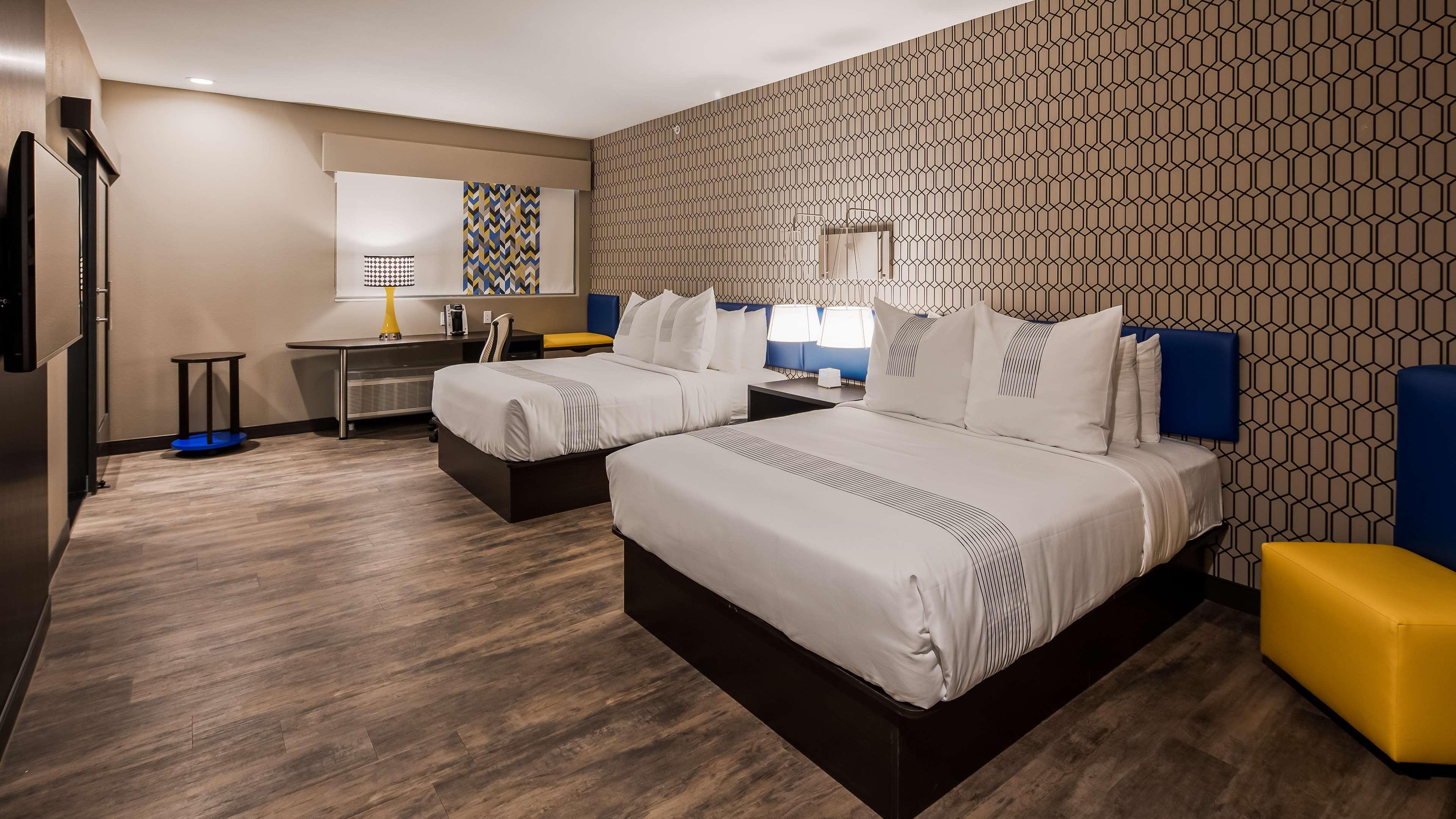 Glo Best Western Tulsa-Catoosa East Route 66 Exterior photo